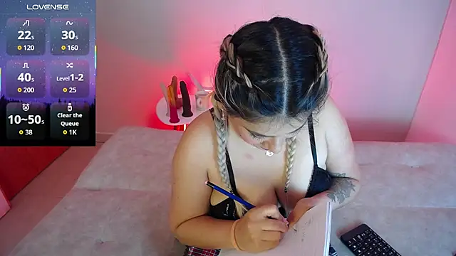 Sweet Bella Valery online show from December 2025 12:40:01 AM