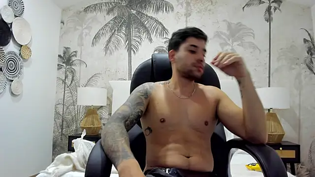 Mike montoya01 online show from October 2025 05:07:02 AM