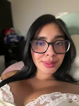 MiaSofia   online show from April 2026 06:19:01 AM