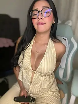 MiaSofia   online show from April 2026 05:32:02 AM