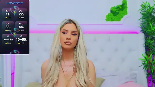 AriannaSins online show from December 2024 01:36:02 PM