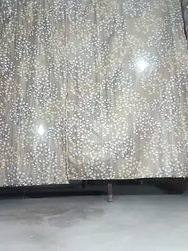 Rajni chauhan online show from November 2025 05:13:02 PM