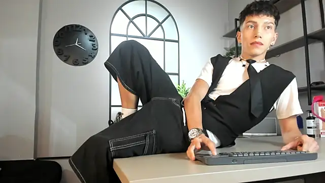 Tiam muller online show from January 2026 03:21:01 AM