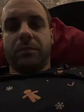 AndyLynn online show from November 2025 05:48:01 PM