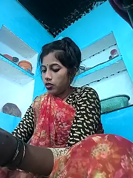 Snapshot of Ragni_bhargav chatting on October 2025 02:04:01 AM Ragni bhargav online show from October 2025 02:04:01 AM