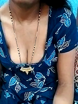 Snapshot of Soniya-hot21 chatting on October 2025 06:15:02 AM Soniya-hot21 online show from October 2025 06:15:02 AM