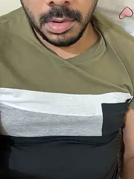 Handsome8677 online show from November 2025 10:30:01 PM