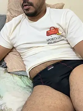 Handsome8677 online show from February 2026 07:16:02 AM