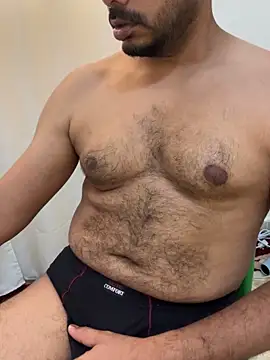 Handsome8677 online show from April 2026 08:48:01 AM