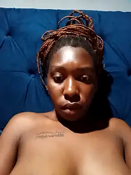 sexysmalldaily04 online show from November 2025 01:06:01 AM