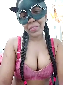 Kavee Girl0 online show from March 2026 07:17:02 PM