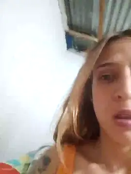 Snapshot of Caperuza08 chatting on October 2025 06:52:01 PM Caperuza08 online show from October 2025 06:52:01 PM