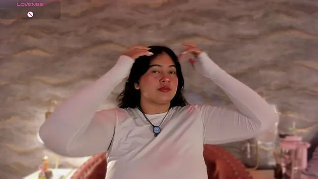 lilithst  online show from November 2025 09:05:02 PM