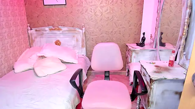 Sara clk online show from December 2025 08:04:01 PM