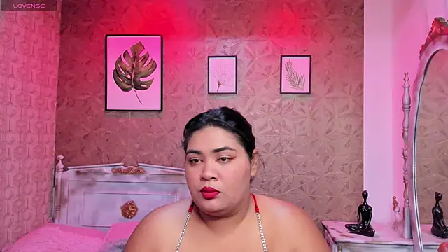 Sara clk online show from April 2026 07:30:01 PM