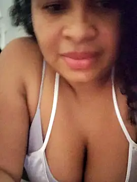 Snapshot of Aliona_ chatting on November 2025 02:19:02 PM Aliona online show from November 2025 02:19:02 PM