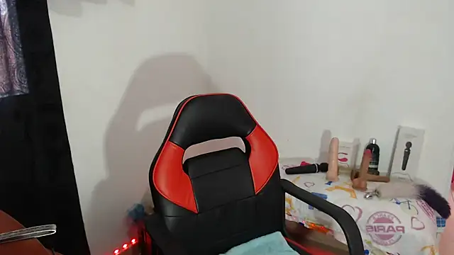 Meganlove2 online show from October 2025 06:10:01 PM