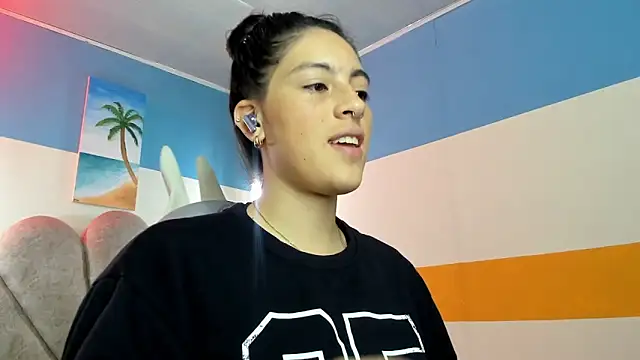 moon winy online show from October 2025 11:34:02 AM