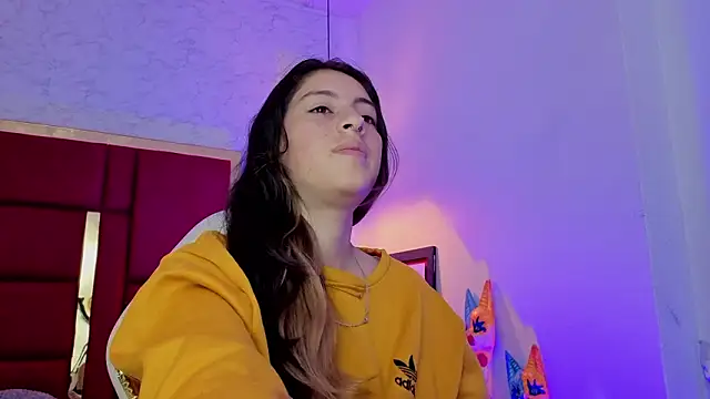 moon winy online show from March 2026 11:21:02 AM