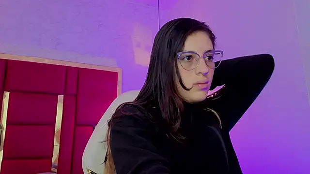 moon winy online show from April 2026 12:00:02 PM