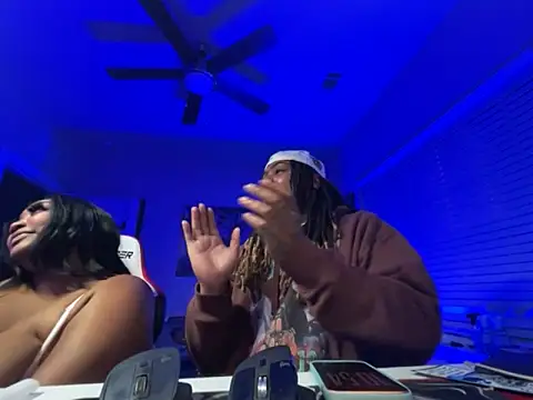 ICECREAMSHOW online show from October 2025 03:54:02 AM