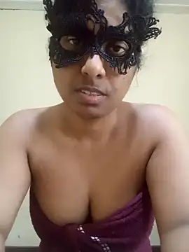 Snapshot of VeronicaPatel chatting on November 2025 05:53:01 AM VeronicaPatel online show from November 2025 05:53:01 AM