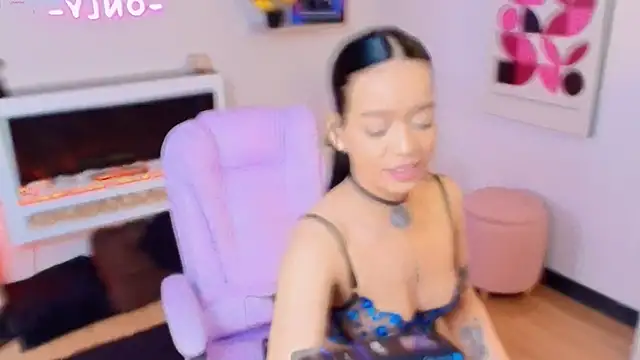 Snapshot of Miss_koko_ chatting on July 2026 03:26:01 AM Miss koko online show from July 2026 03:26:01 AM