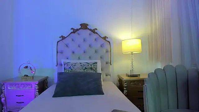 jessi lopez45 online show from February 2026 07:48:01 PM