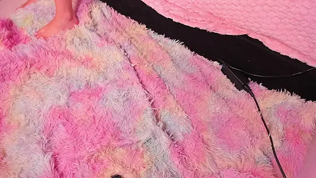 eimy angels online show from November 2025 12:53:02 AM