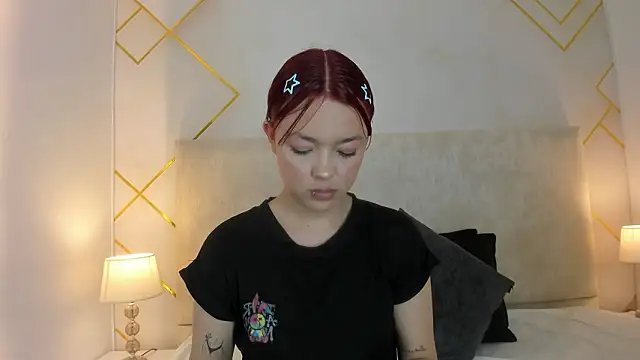 Snapshot of Martinaa_Garcia chatting on February 2026 06:59:02 PM Martinaa Garcia online show from February 2026 06:59:02 PM