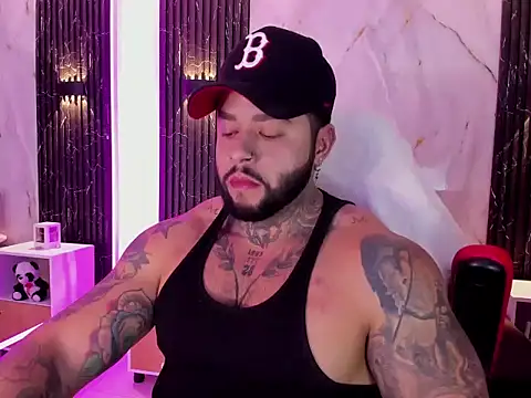 Snapshot of marcusfit1 chatting on November 2025 12:10:01 AM marcusfit1 online show from November 2025 12:10:01 AM