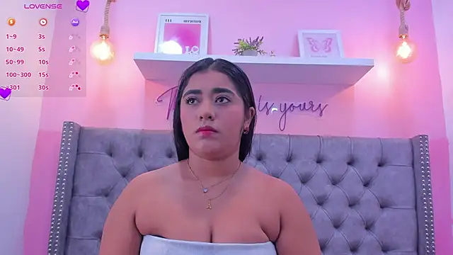 Sophiia 77 online show from March 2026 12:23:02 PM