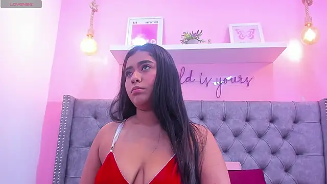 Sophiia 77 online show from April 2026 07:47:01 PM