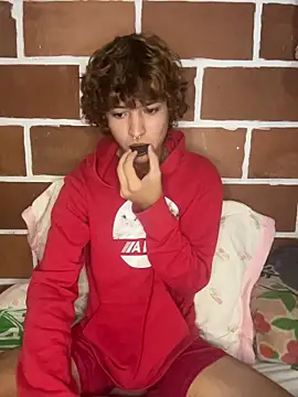 JoelnClouds online show from April 2026 08:39:01 PM