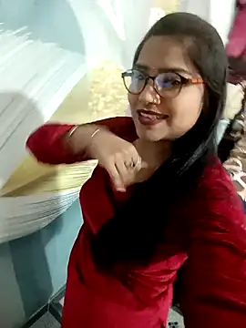 Vanshika1432 online show from November 2025 09:19:02 AM