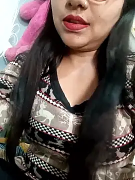 Vanshika1432 online show from November 2025 07:13:02 AM