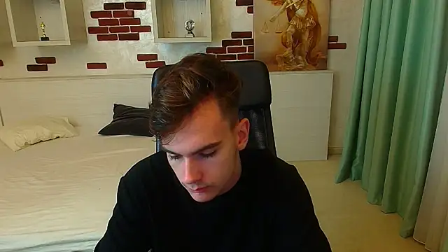 BradyFlint online show from November 2025 05:17:01 AM