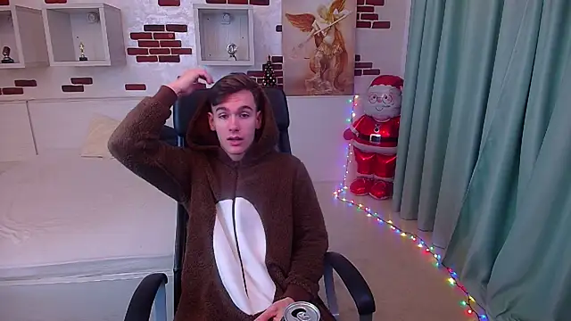 BradyFlint online show from December 2025 05:23:01 AM