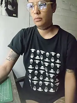 Natimiau online show from November 2025 02:56:01 PM