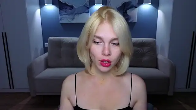 Snapshot of Maya_Morrow chatting on October 2025 02:18:02 PM Maya Morrow online show from October 2025 02:18:02 PM