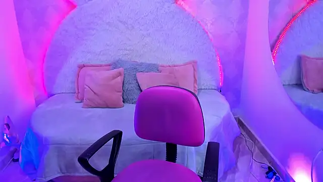 valentina clk online show from March 2026 01:18:02 PM