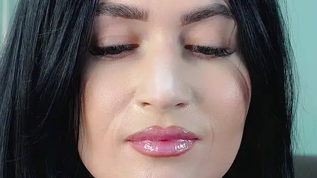 Snapshot of JaneWalch chatting on May 2026 10:55:01 AM JaneWalch online show from May 2026 10:55:01 AM