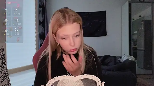 eliza saddcat online show from October 2025 12:39:02 PM