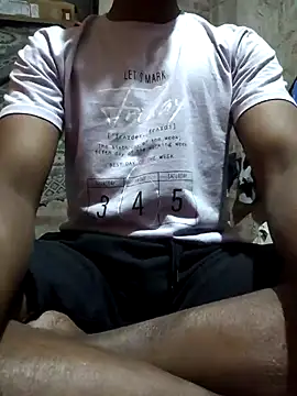 princejmp1973 online show from November 2025 04:03:01 PM