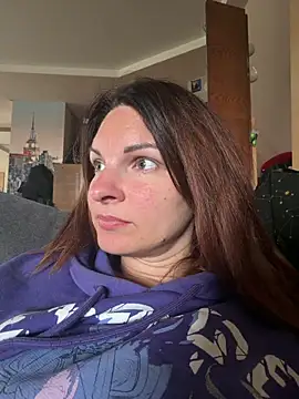 kinkysarahx online show from April 2026 06:31:02 AM