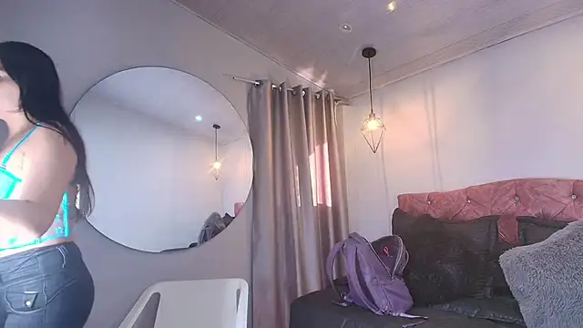 ivy bonnie online show from November 2025 11:46:01 AM