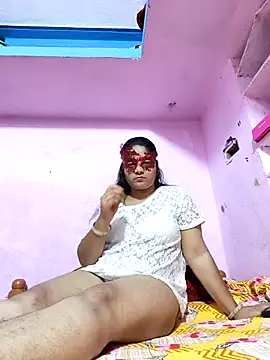 Snapshot of SAIRA-hot chatting on November 2025 05:58:02 PM SAIRA-hot online show from November 2025 05:58:02 PM