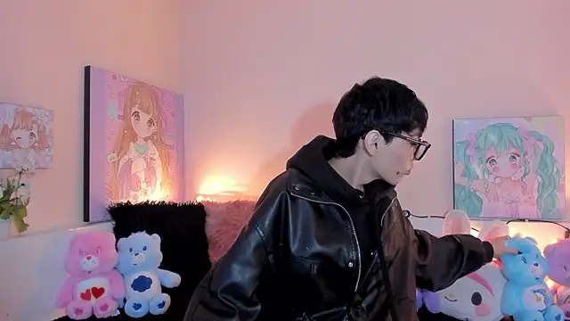 Strawberry Kitty  online show from February 2026 04:16:02 AM