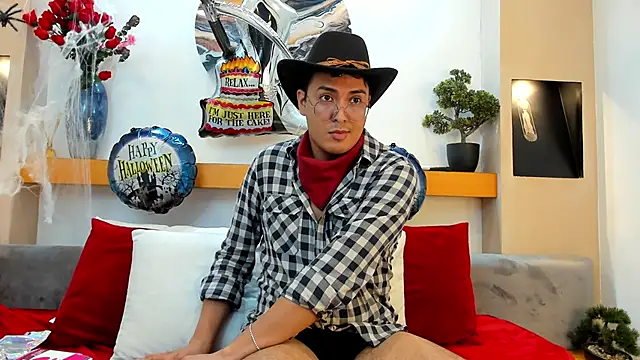 JohnBelRose online show from October 2025 07:59:01 PM