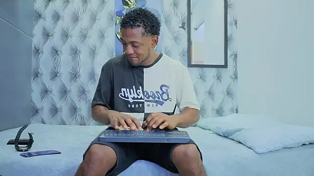 Stevenbrand online show from November 2025 06:41:01 PM